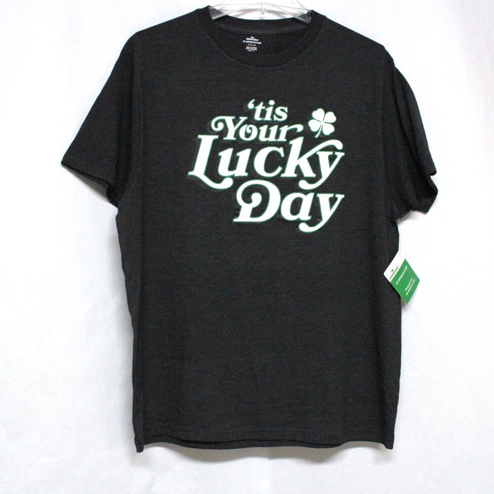 Men's NWT Large 42 -44 'tis Your Lucky Day Short Sleeve Tee Shirt